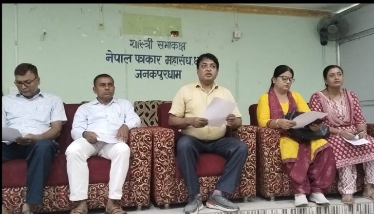 उनैले दिँदै आएको पानी, नास्ता खाएपछि कसरी छुवाछुत ? : क्याम्पस प्रमुख कर्ण,  क्याम्पसलाई बदनाम गराउने माफियाहरूको षड्यन्त्र !