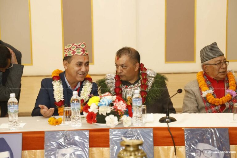 कांग्रेस पार्टीबाट टाढिएका र लामो समयदेखि निष्क्रिय रहेकालाई पुनः फर्किन थापाको आग्रह